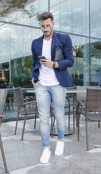 blazer and white sneakers