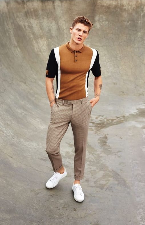 https://www.theunstitchd.com/wp-content/uploads/2019/12/polo-shirt-with-beige-trousers-and-white-sneakers.jpg