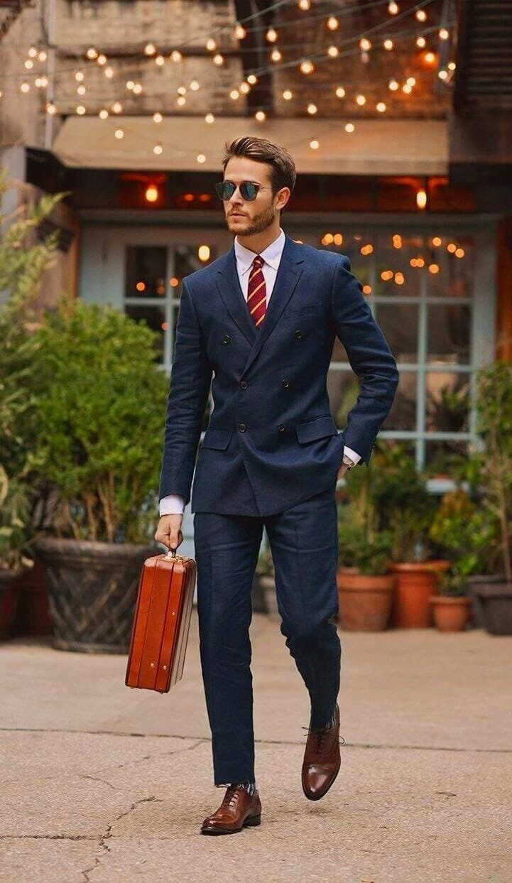 Classic Suit For Office Meeting